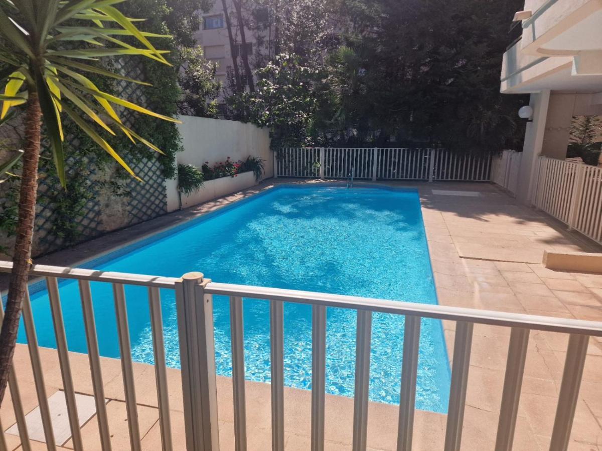 Select Home Yourhosthelper Cannes Buitenkant foto